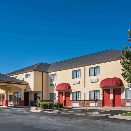 Super 8 By Wyndham Claremore Ok Ngoại thất bức ảnh
