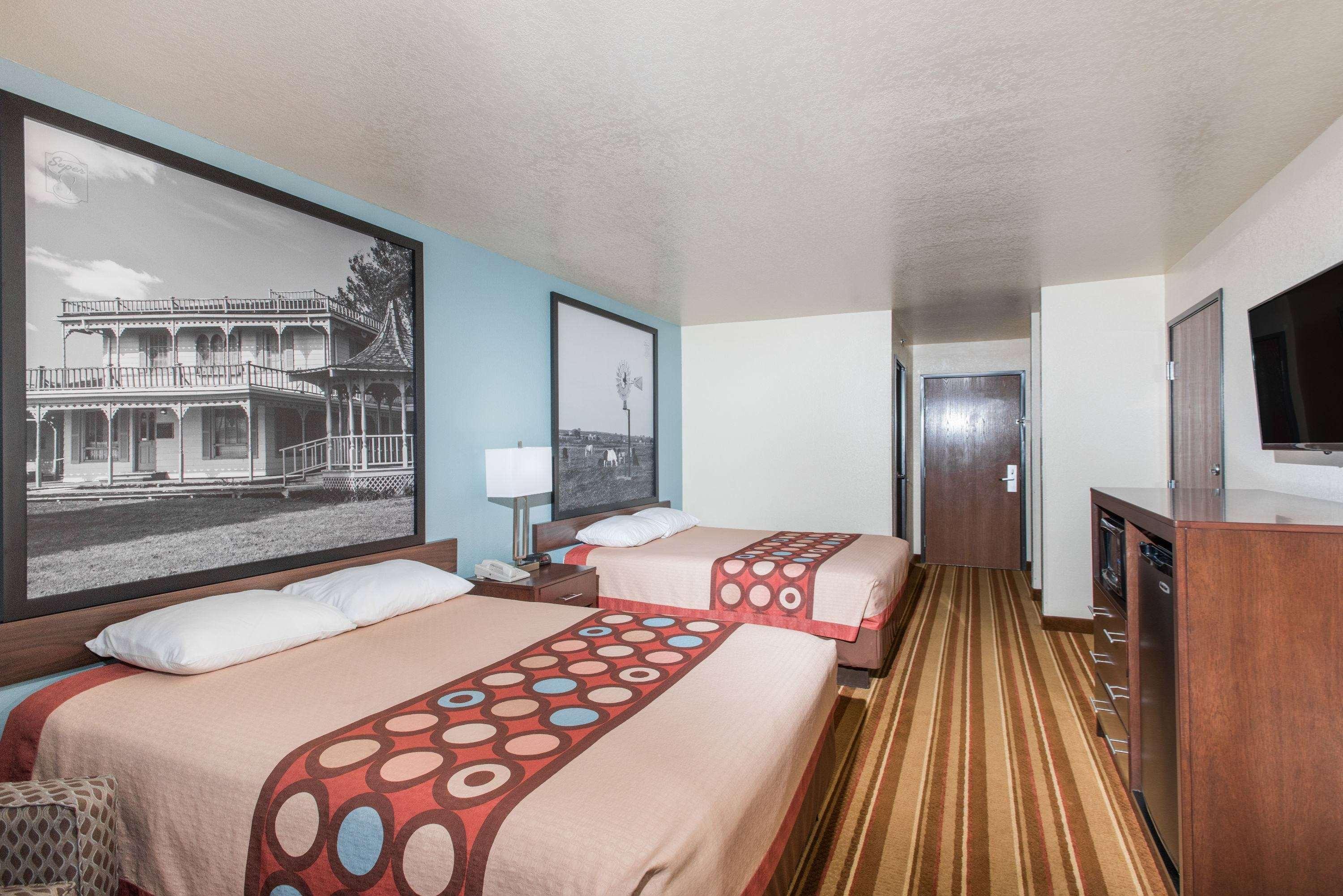 Super 8 By Wyndham Claremore Ok Ngoại thất bức ảnh