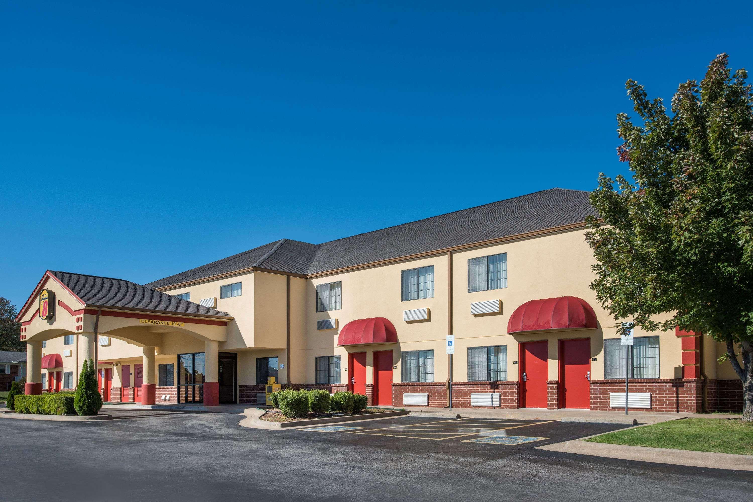 Super 8 By Wyndham Claremore Ok Ngoại thất bức ảnh