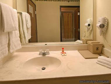 Super 8 By Wyndham Claremore Ok Ngoại thất bức ảnh
